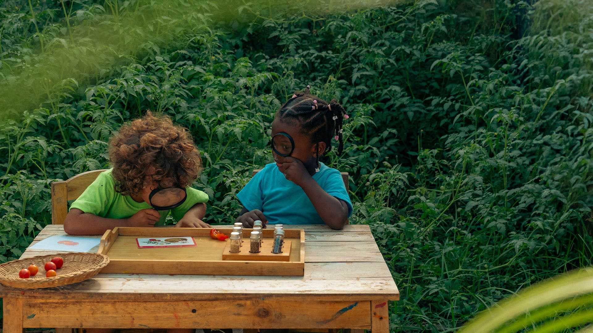 Áreas de juego y aulas al aire libre